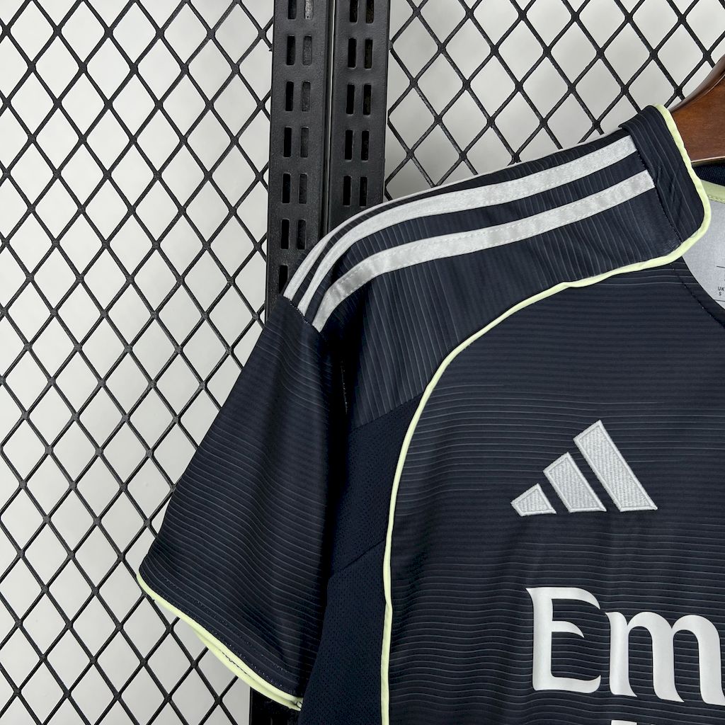 Maillot Real Madrid extérieur 2025-26