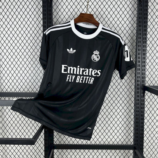 Maillot Real Madrid 2025-26 entrainement